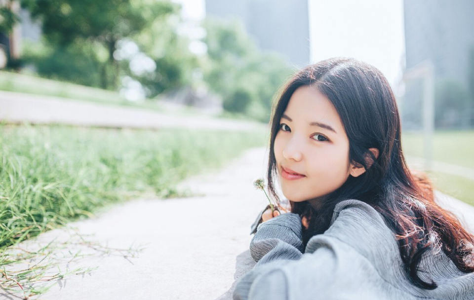 想到这里，诸葛亮眉头不禁蹙起来，如果真是如此的话，就得好生安排一番，尽量避免双方的冲突。